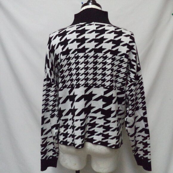 AKIRA Sunglasses Red Lips Lady mock neck knit sweater top Size Sz Medium Md M - Picture 11 of 16